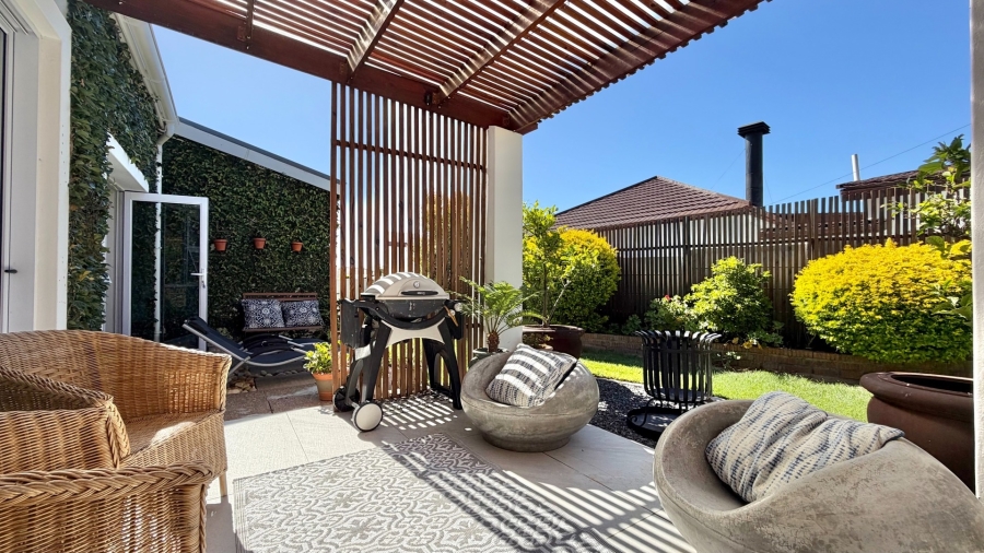 3 Bedroom Property for Sale in Gordons Bay Village Western Cape